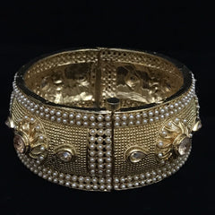 Gold pearl Cuff